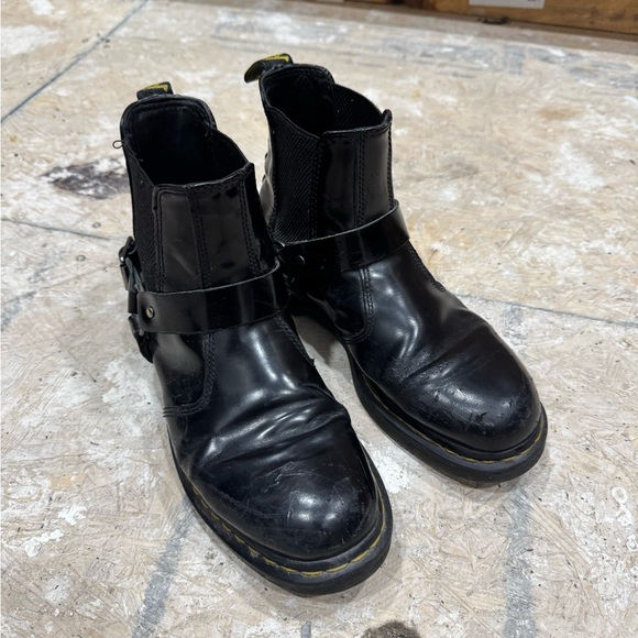 Dr. Martens Other - Dr. Martens slightly worn motorcycle Chelsea boot 9.5